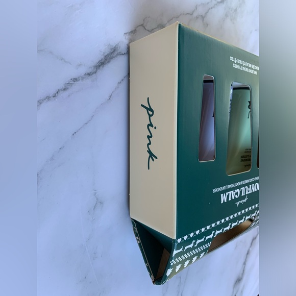 PINK Victoria’s Secret Joyful Calm Holiday Beauty Hits 3-Piece Gift Set- NWT - Picture 3 of 9